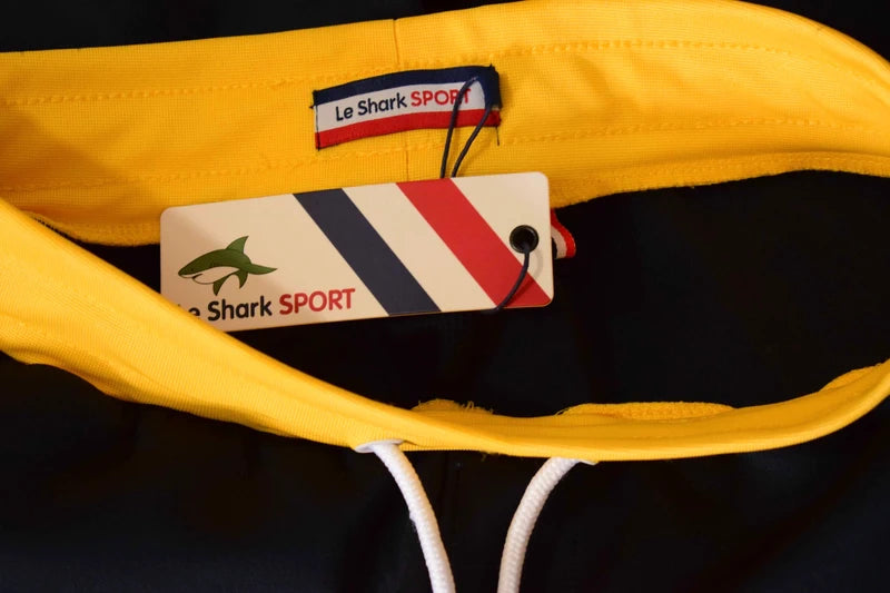 Short Jogging Le Shark Bleu Marine & Ceinture Jaune S