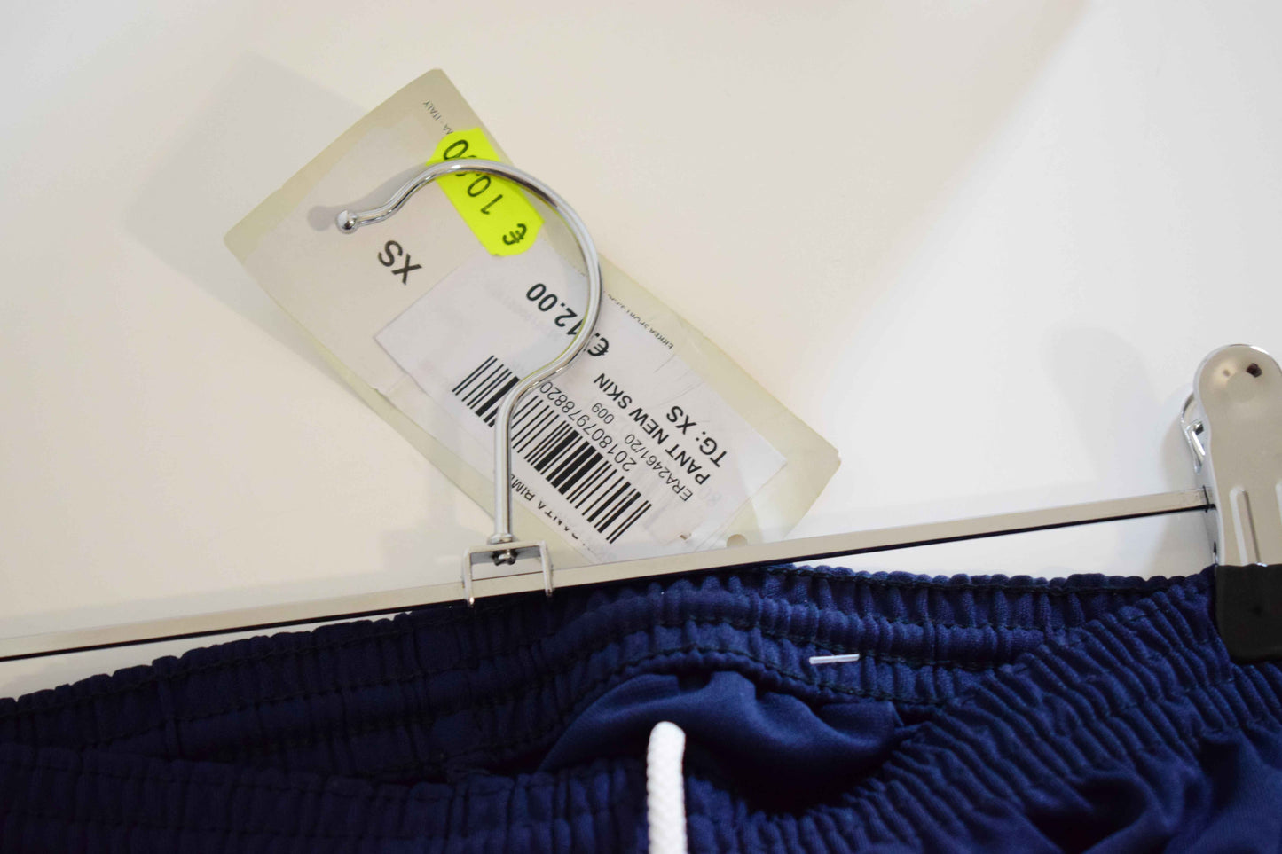Short de Sport Vici wikAWAY Bleu Marine & Blanc 8-9 Ans