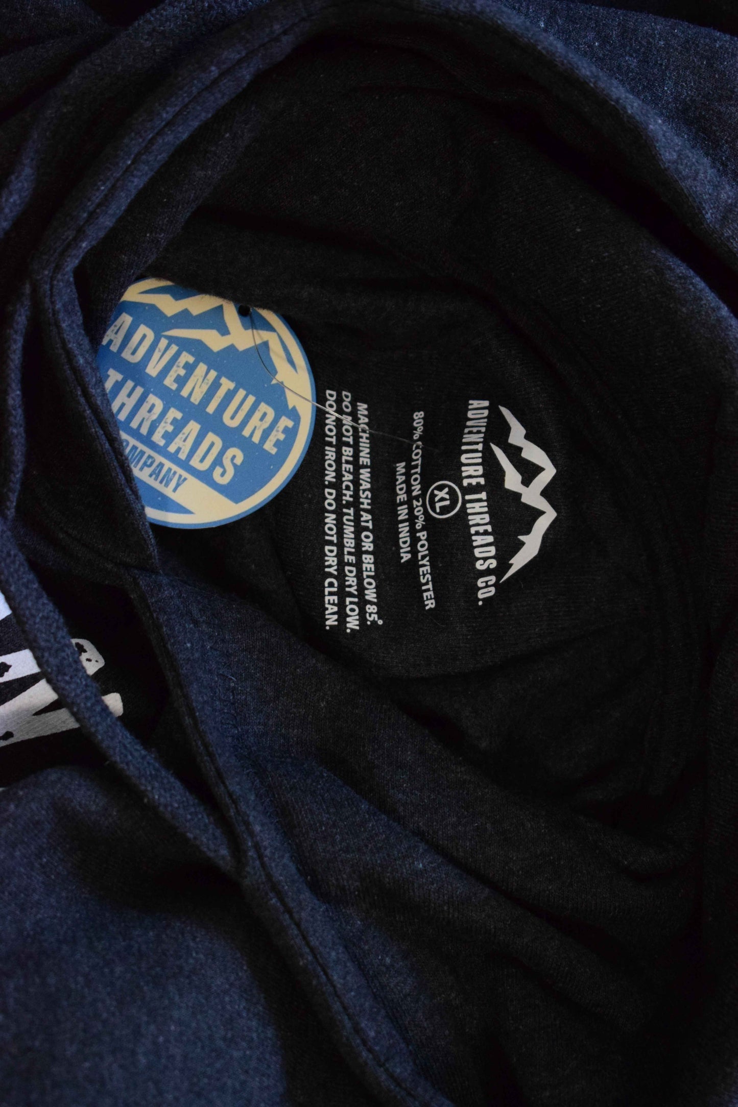 Sweat à Capuche Noir "Adventure Expedition XL
