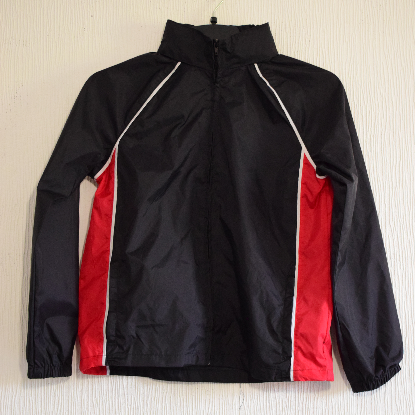 Veste Coupe-Vent de Sport Bicolore Noir et Rouge 11 -12 Ans
