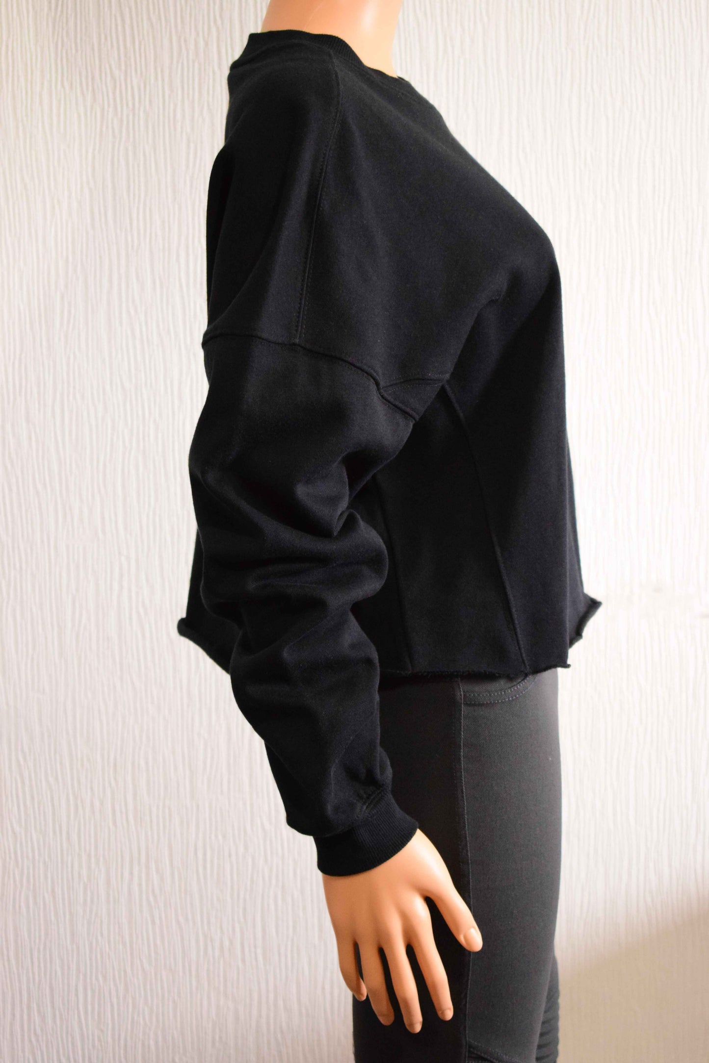 Sweat-shirt ARDENE court noir à manches bouffantes L