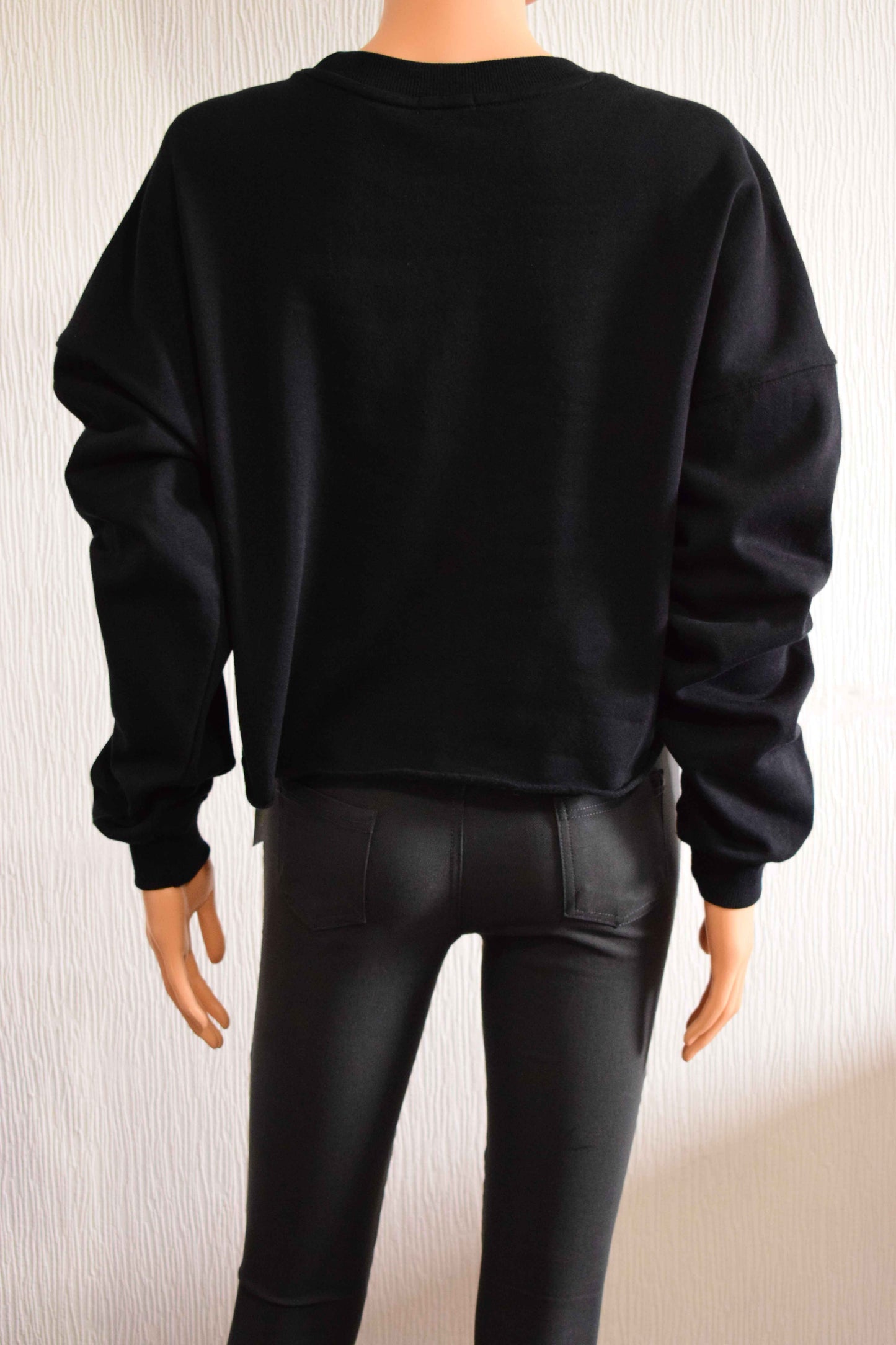Sweat-shirt ARDENE court noir à manches bouffantes L