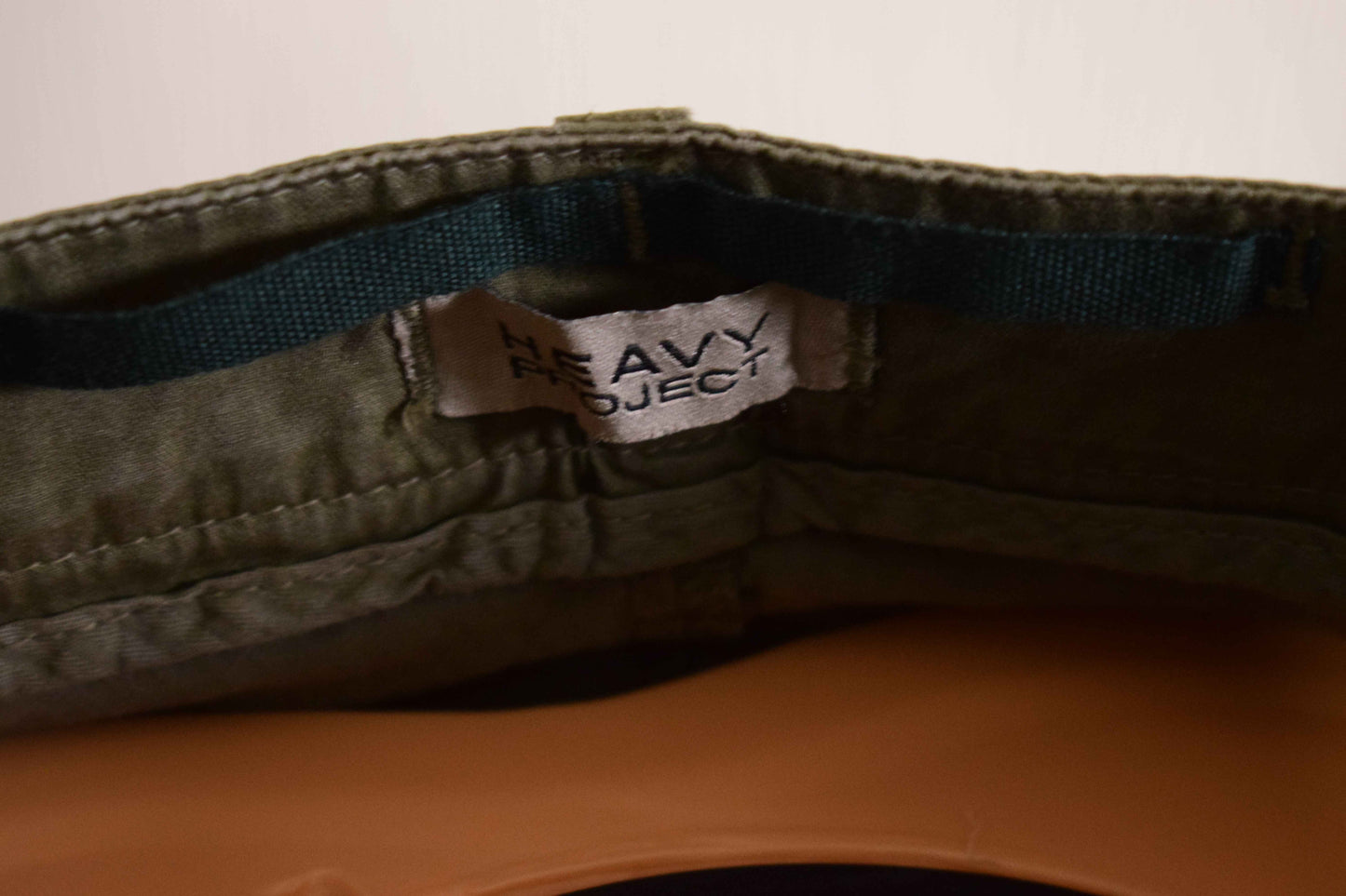 Pantacourt femme Heavy Project – Kaki / Vert militaire – Taille 36