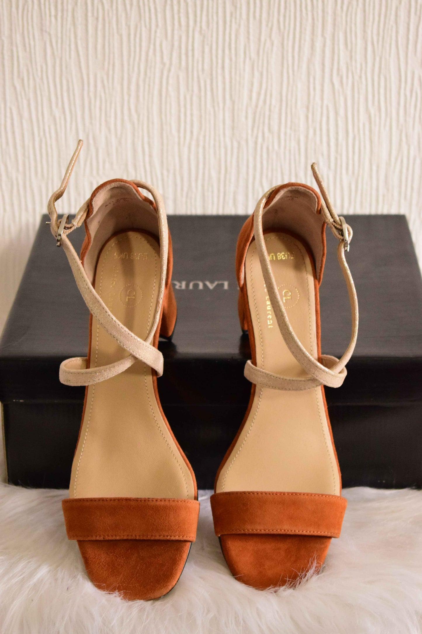 Sandales à Talon Carré Camel– Claire Laurent 38