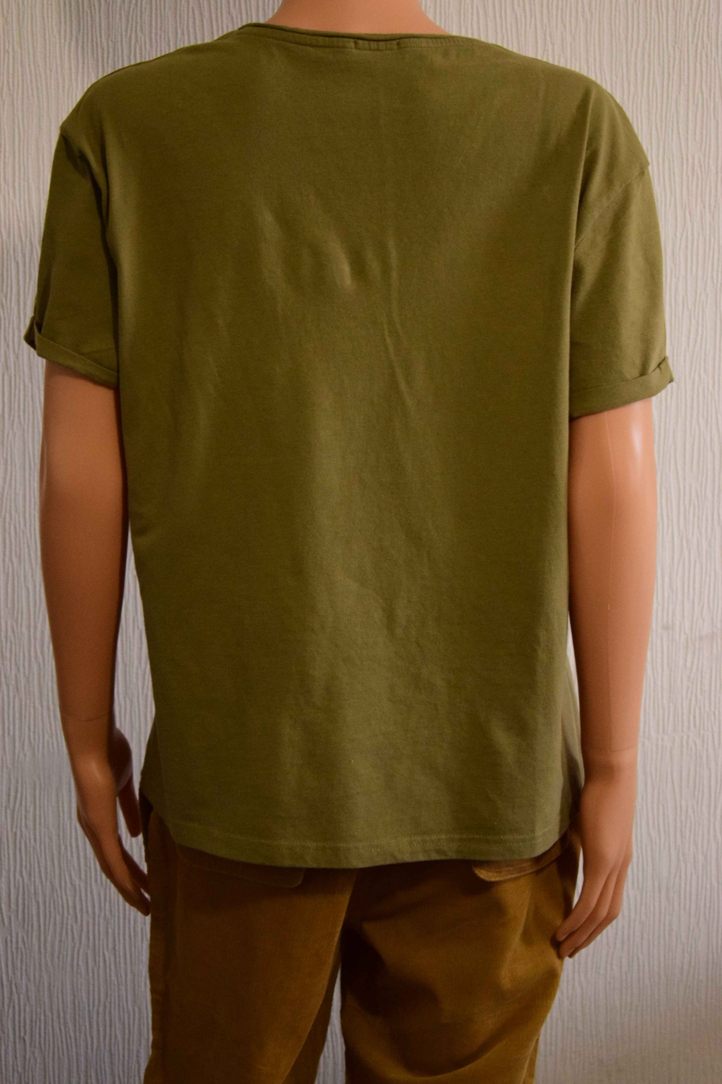 T-Shirt Col V Manches Retroussées Hanes
