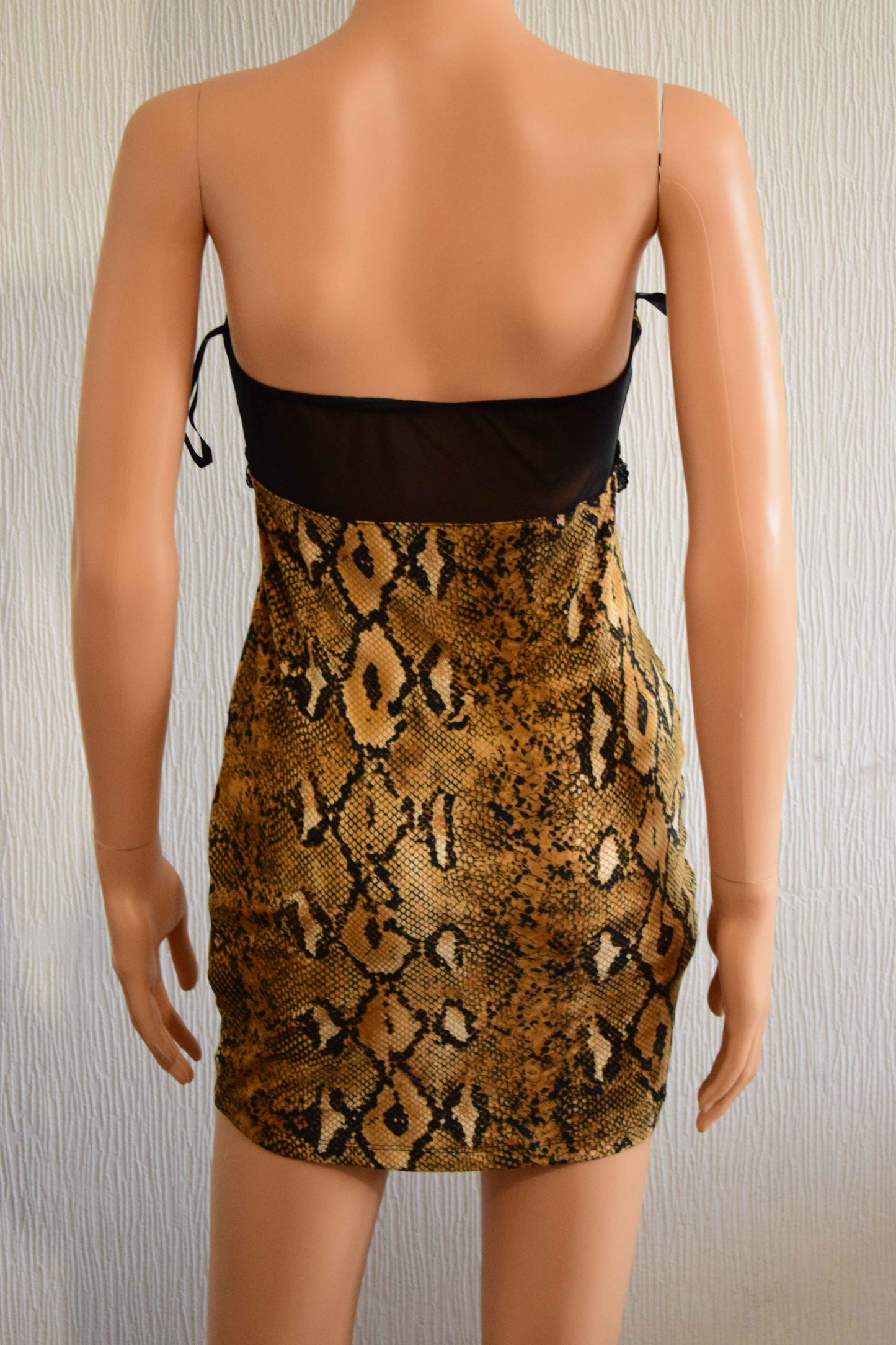 Robe Tube Motif Peau de Serpent avec Broderie Sequins S