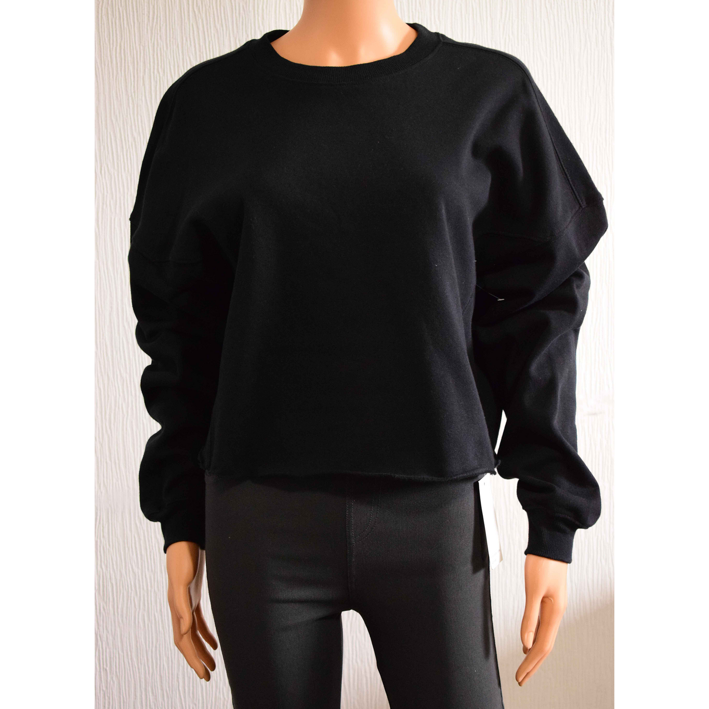 Sweat-shirt ARDENE court noir à manches bouffantes L