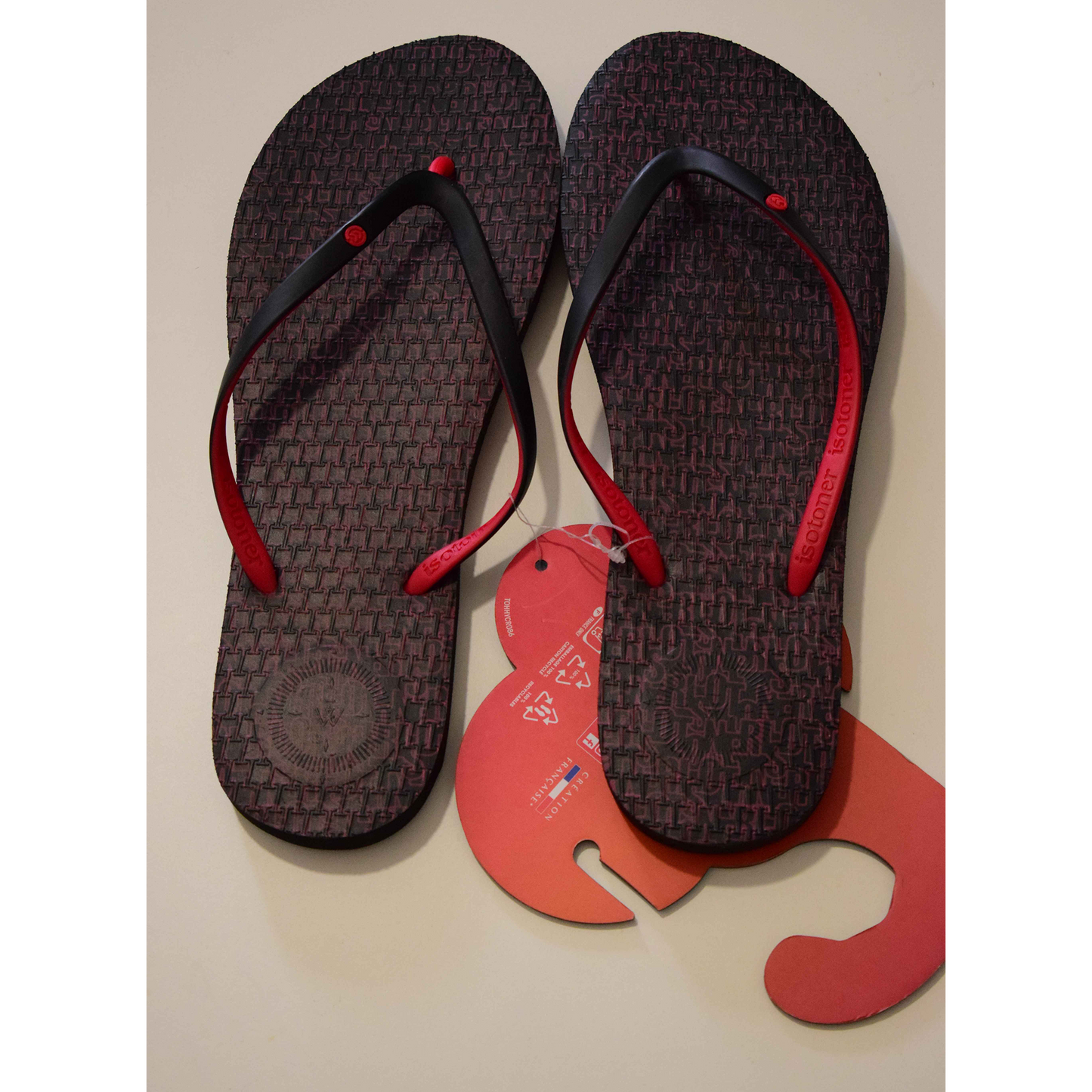 Tongs Isotoner Eclipse Rouge & Noir