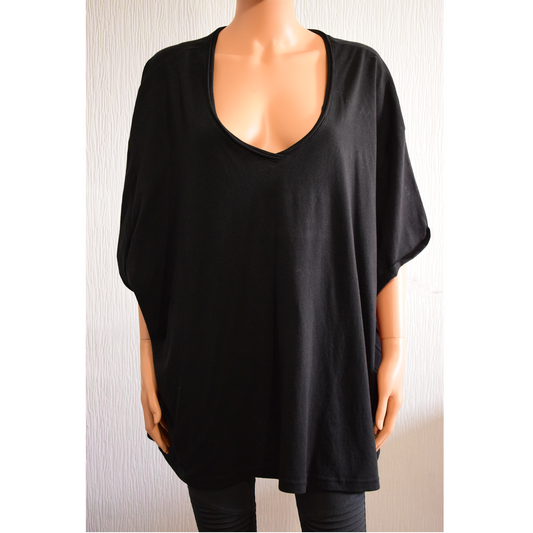 T-shirt long surdimensionné noir à col en V 4XL