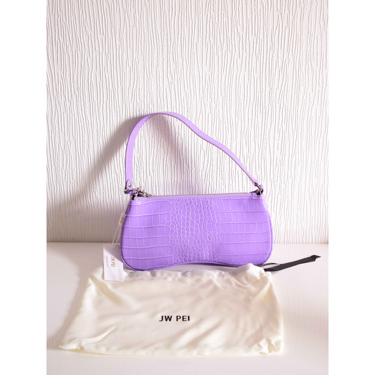 Sac porté épaule JW PEI Croco Lavande – Élégance Contemporaine Violet pastel