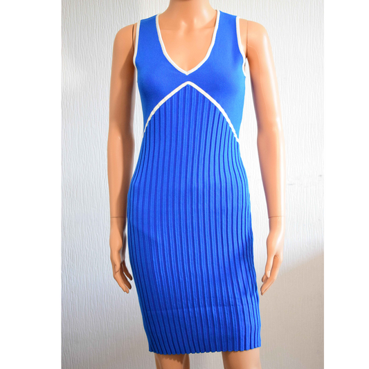 Robe moulante sans manches bleue avec détails blancs T.U